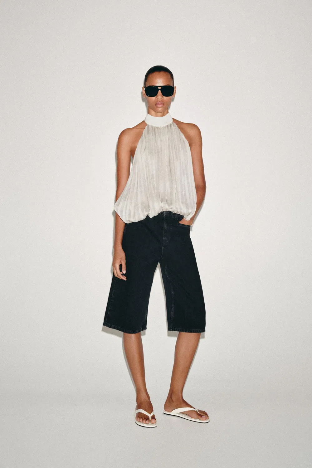 Джинсовые шорты-бермуды средней посадки из коллекции ZW ZARA, Black