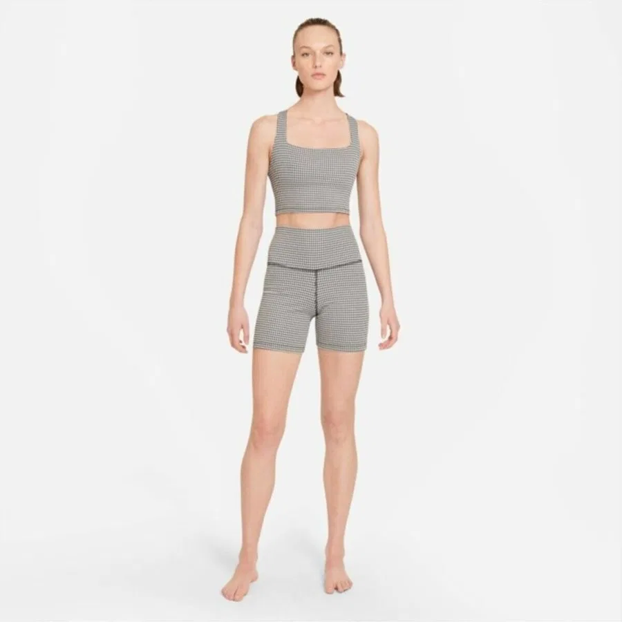 Женский топ-кроп с принтом в клетку Gingham Crop Tank Nike, Черный — фото 4