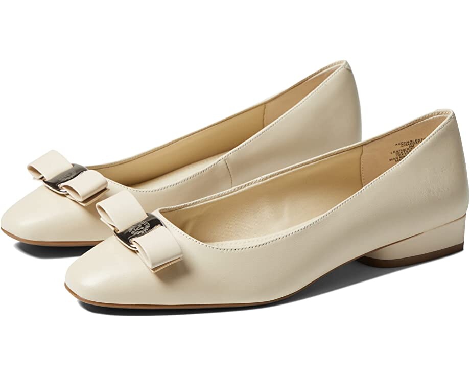 

Туфли на каблуках Charleston Anne Klein, белый