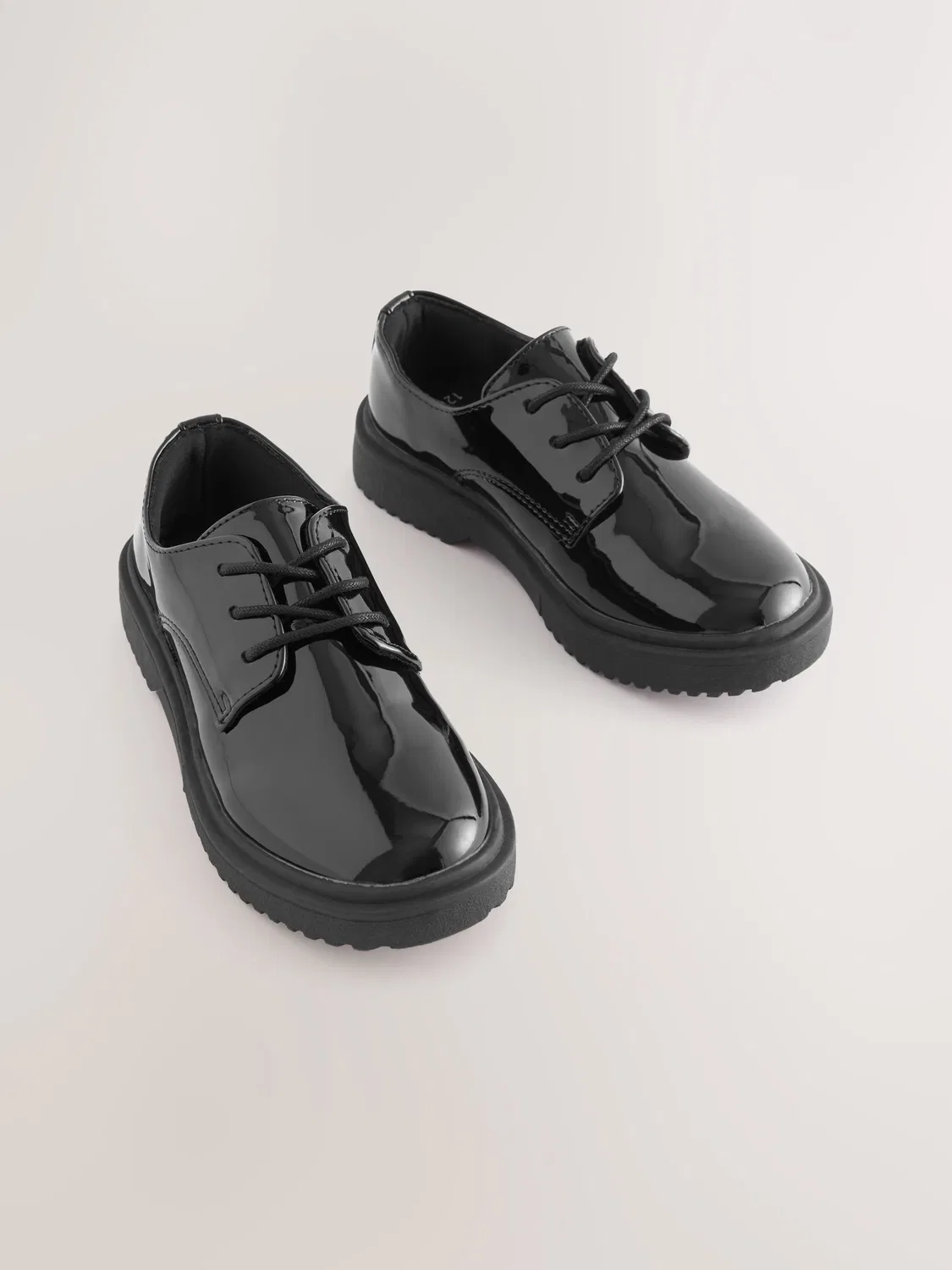 Туфли на шнуровке с широкой колодкой, School Chunky Lace-Up Next, Black Patent
