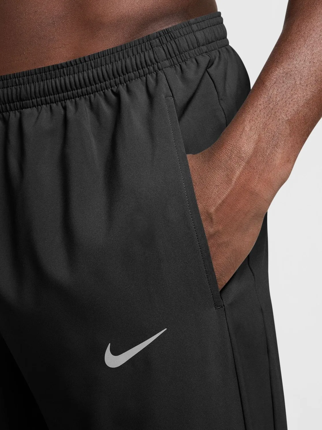 Черные беговые джоггеры Nike Miler Dri-FIT — фото 3