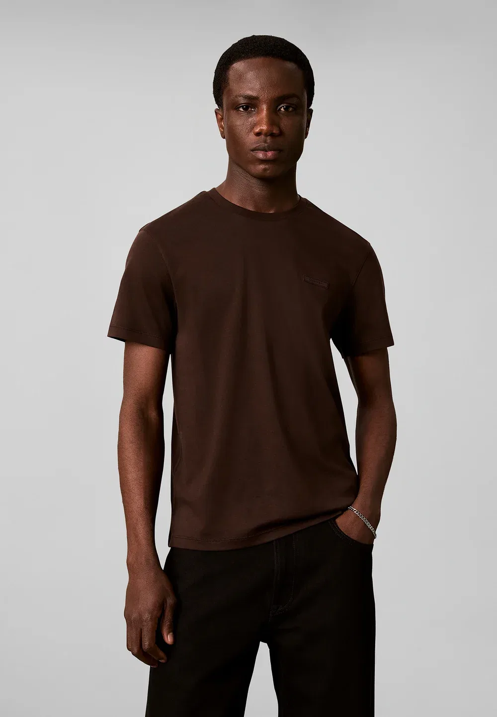 Простая футболка Calvin Klein, Black Coffee