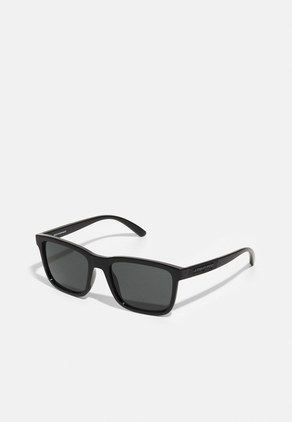 

Солнцезащитные очки Arnette, черный