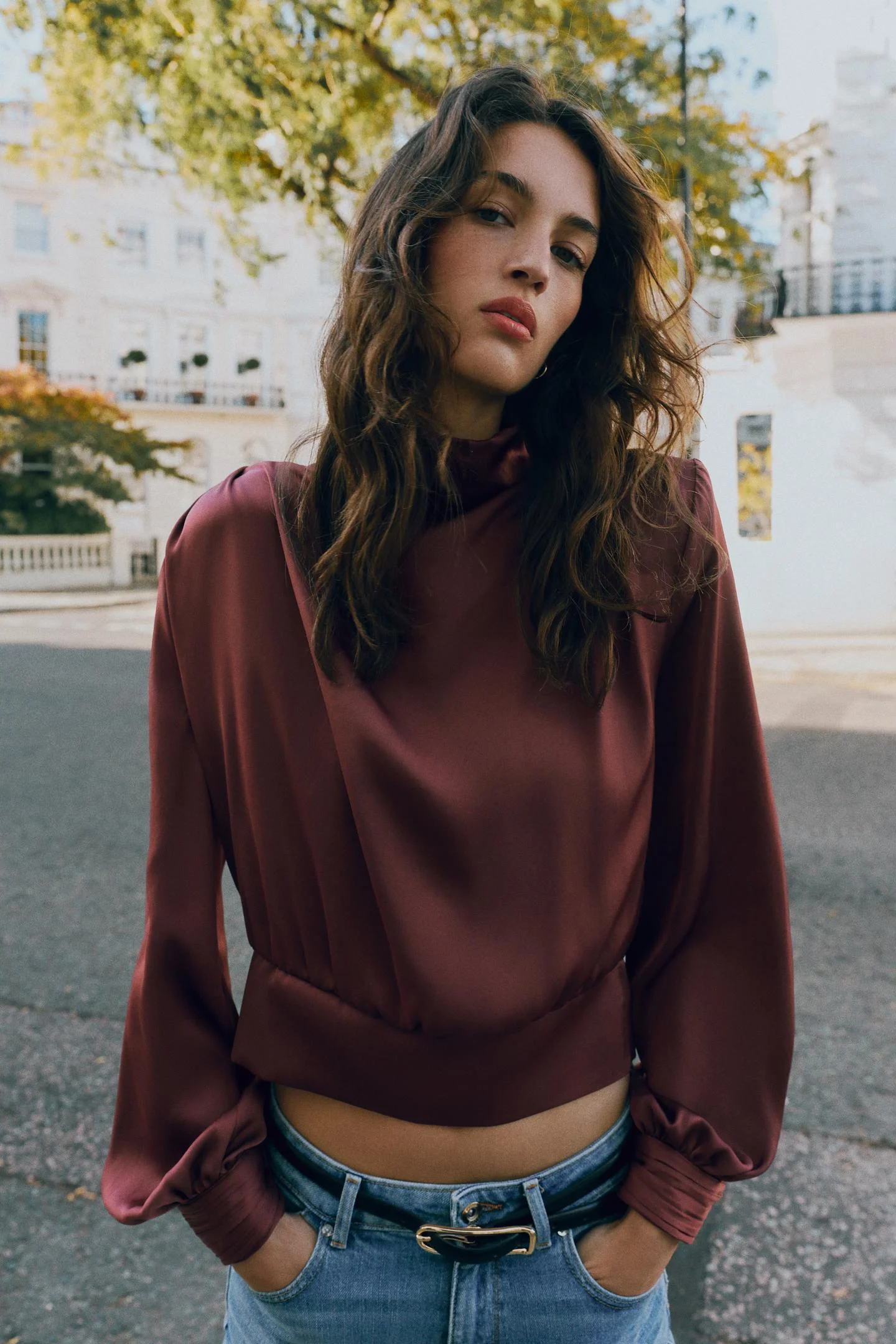 Блуза Zara атласная с плечевыми накладками, бордовый — фото 3