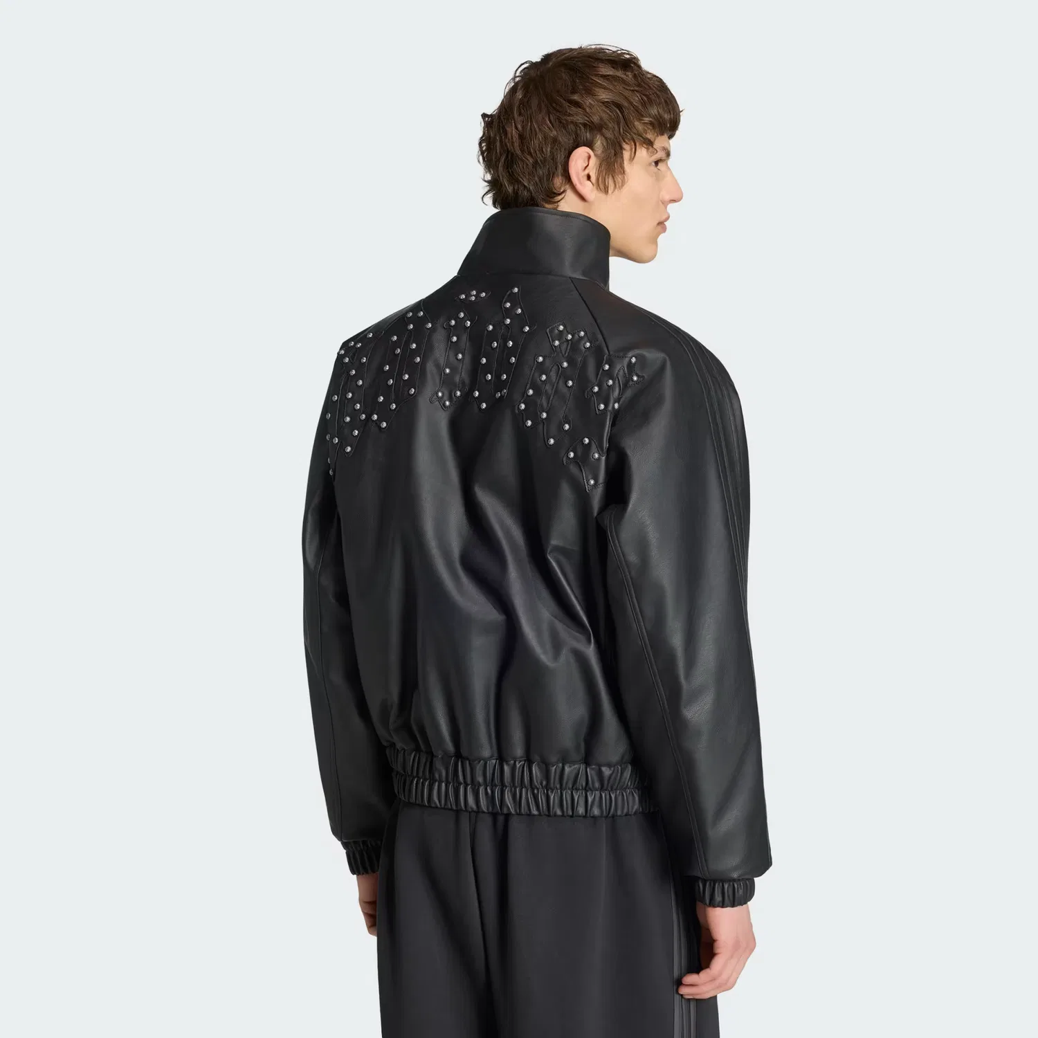 Мужская спортивная куртка оверсайз Premium SST Tracktop Adidas Originals, черный — фото 2