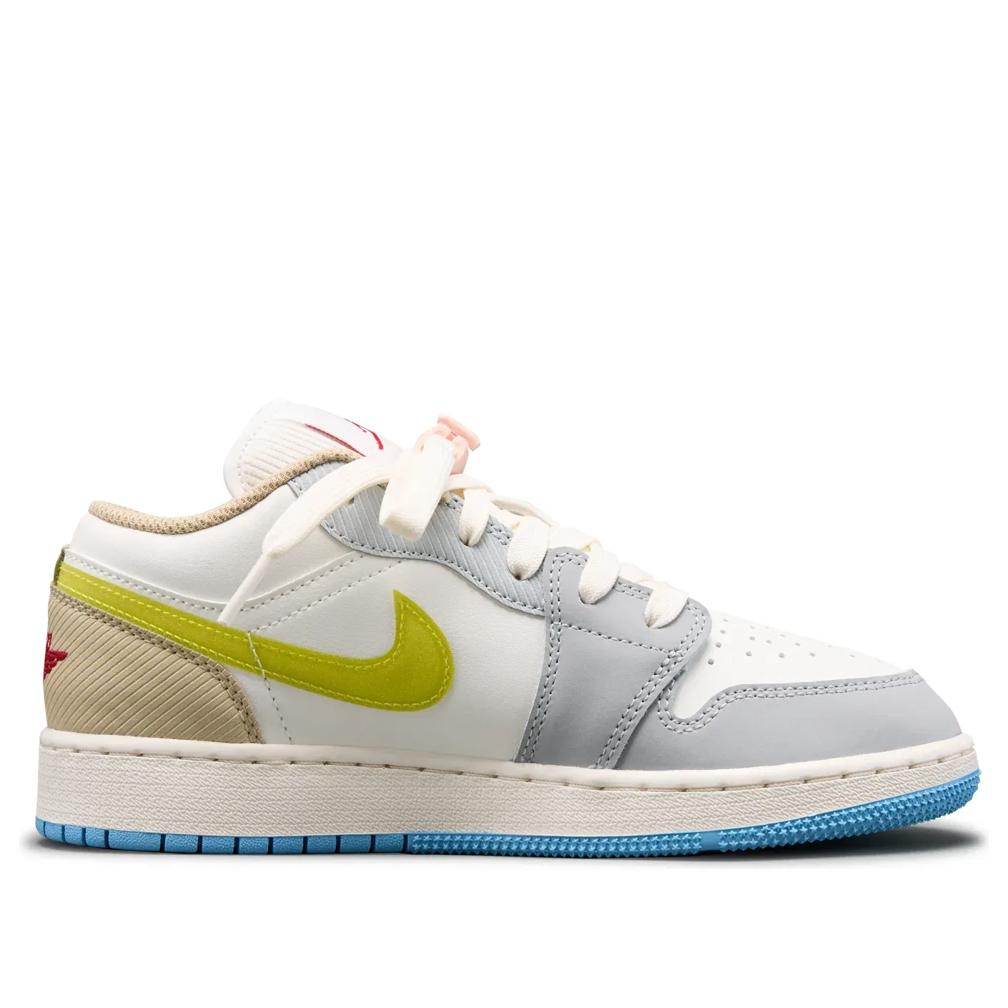 Детские кроссовки Air Jordan 1 Low 'Sail Football Blue C Jordan, Sail White/Soccer Blue/Chalk White/Light Smoky Gray/Linen White/Fitness Red — фото 2
