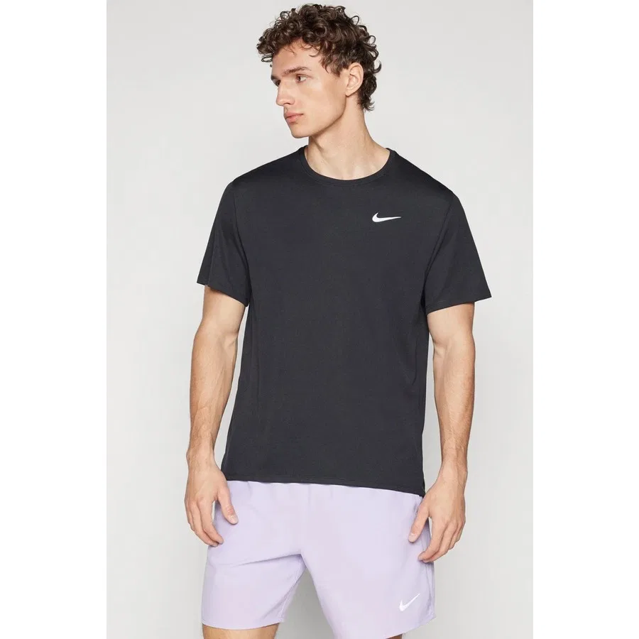Футболка спортивная с коротким рукавом Nike Dri-FIT UV Miler SS, Черный