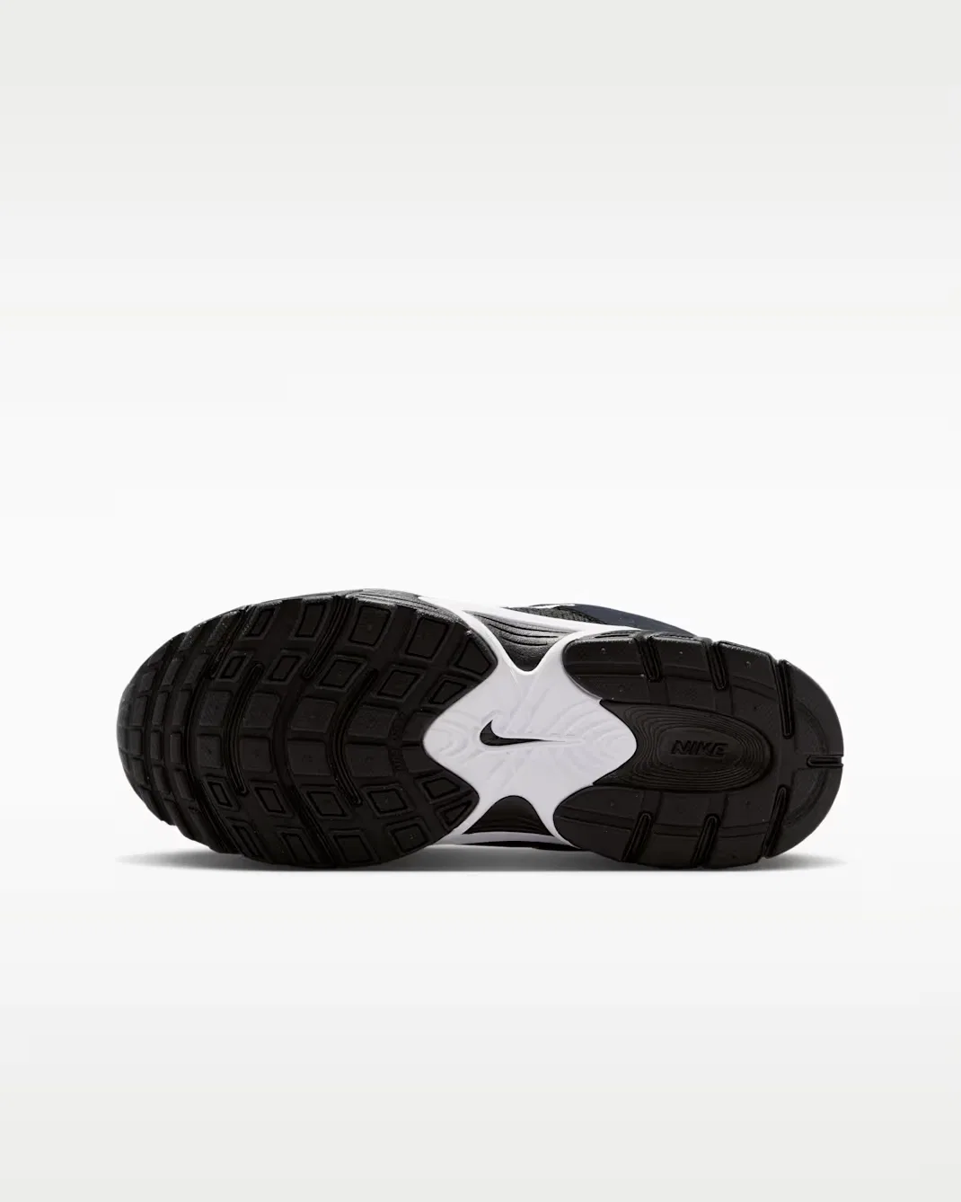 Кроссовки для детей постарше Nike V5 Runner Suede, Black/White/Black — фото 2