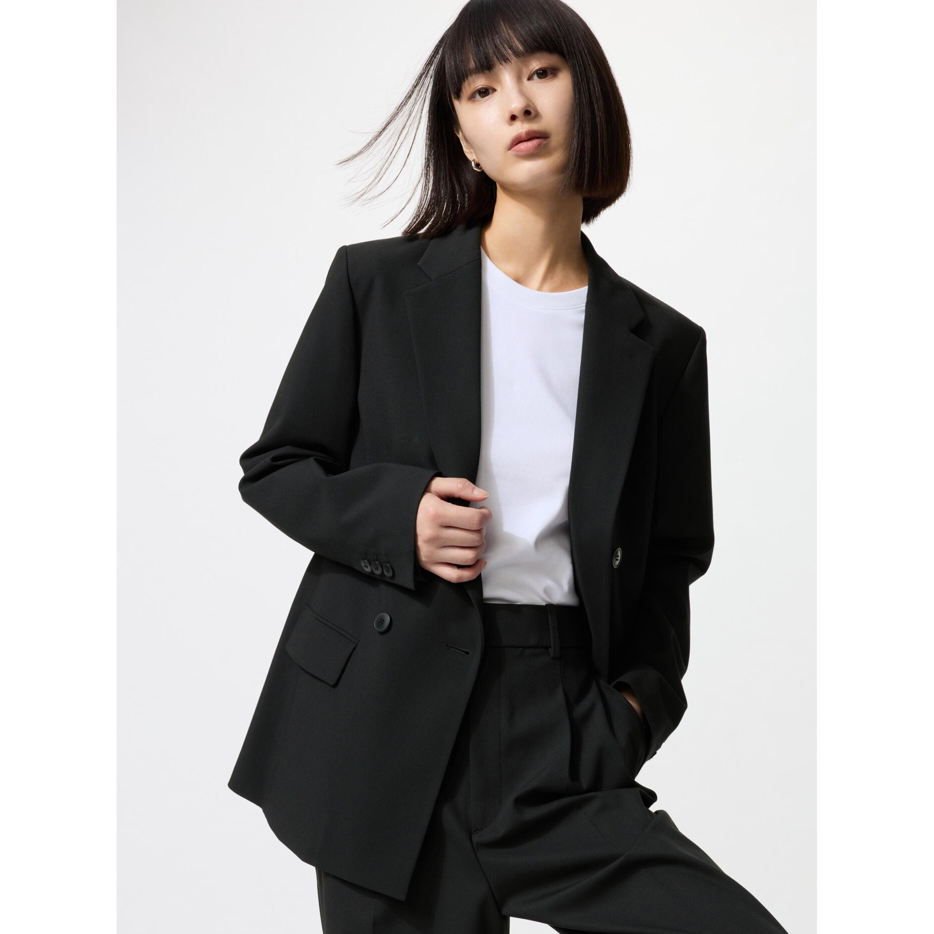 

Двубортный пиджак Uniqlo женский, черный