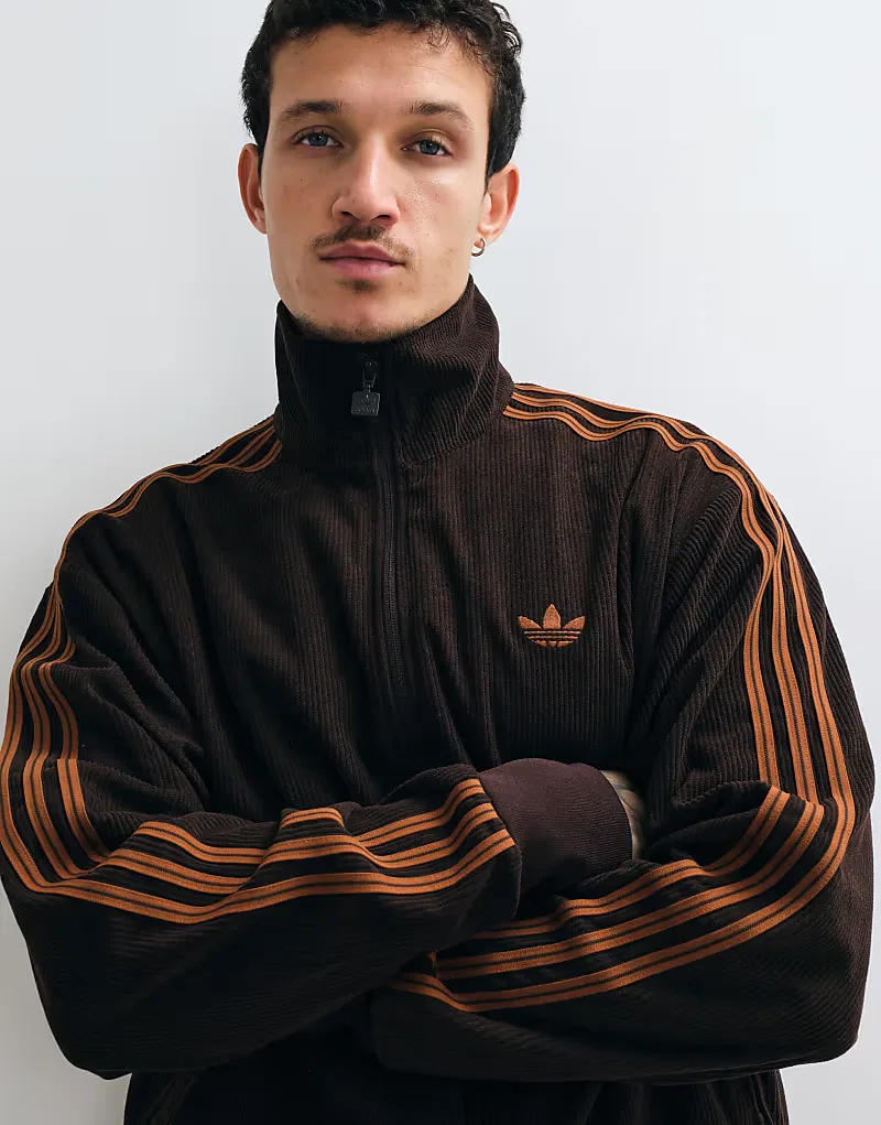 Куртка спортивная Firebird Adidas Originals, коричневый вельвет