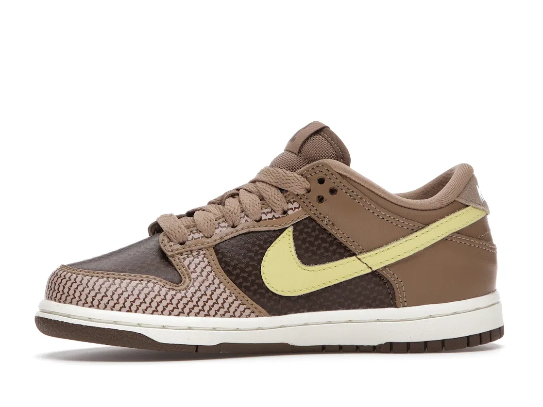 Детские кроссовки Lifestyle Nike Dunk Low Undefeated Canteen Dunk vs. AF1 Pack Nike, Canteen/Lemon Frost-Palomino — фото 3