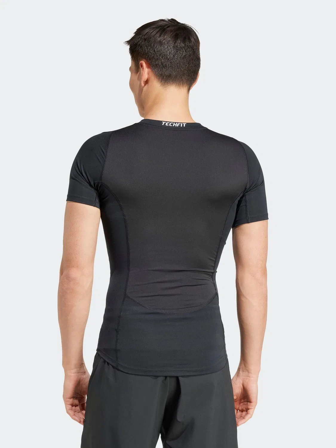 Футболка тренировочная Techfit Compression adidas, черный — фото 2