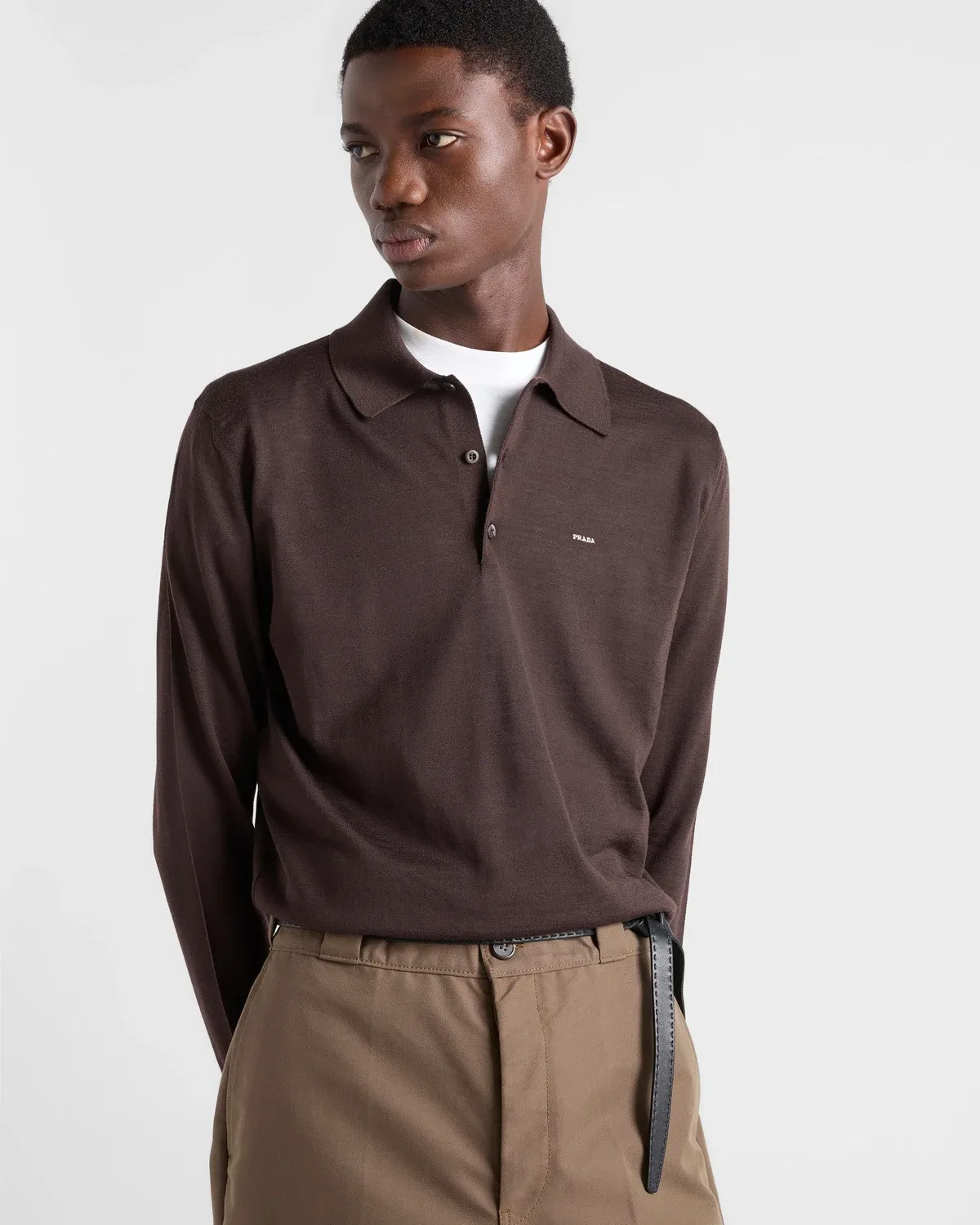 Свитер поло из сверхтонкой шерсти с длинным рукавом Prada, коричневый — фото 3