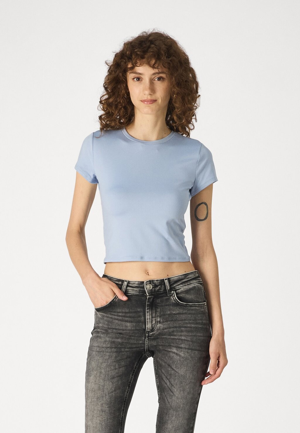 

Базовая футболка SEAMLESS CREW NECK Hollister Co., синий