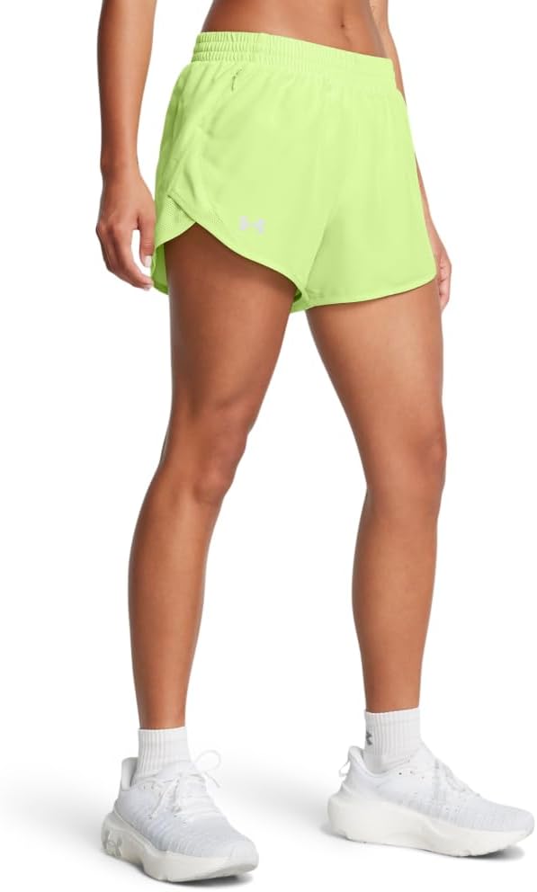 

Женские шорты Under Armour Fly by, (304) Morph Green/White