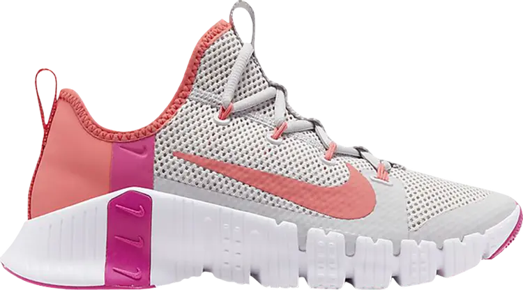 

Кроссовки Nike Wmns Free Metcon 3 'Vast Grey Fire Pink', серый