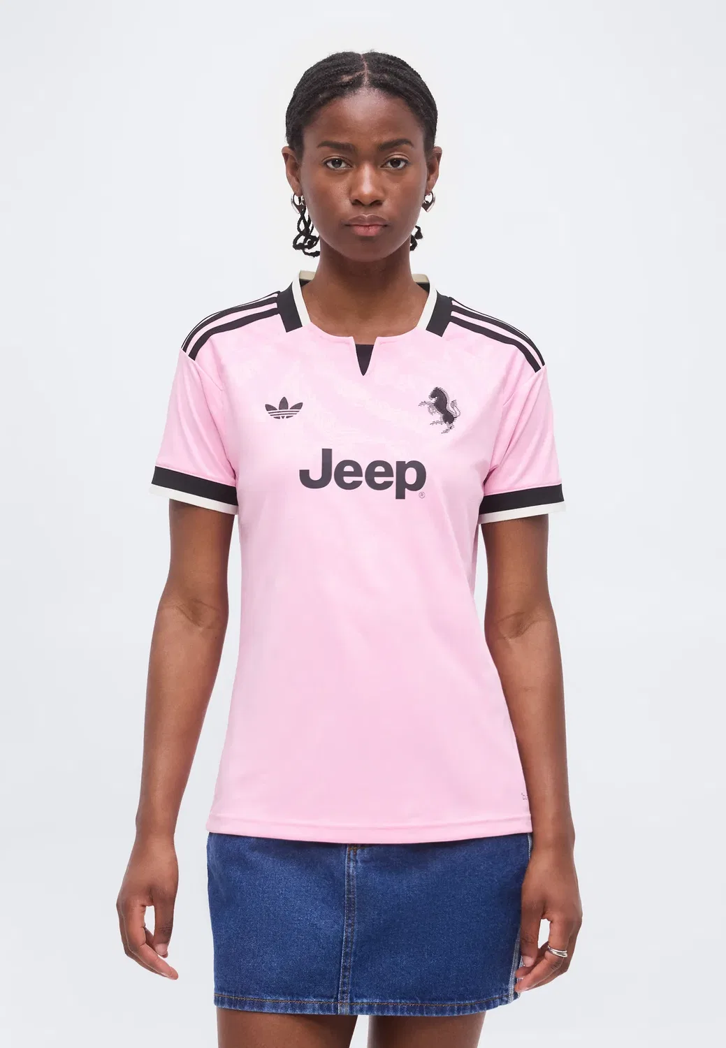 Ювентус, выездной матч 26/27 - клубная форма Adidas Originals, True Pink/Black