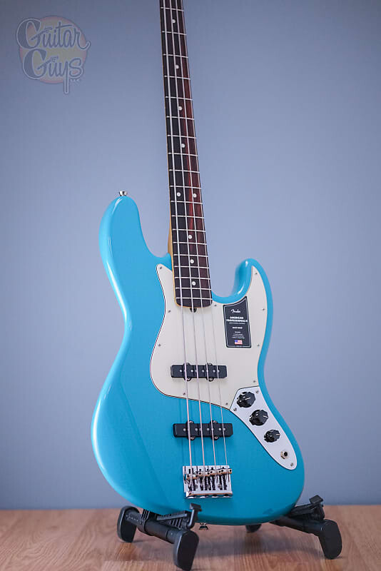 

Fender American Professional II Jazz Bass RW Майами Синий