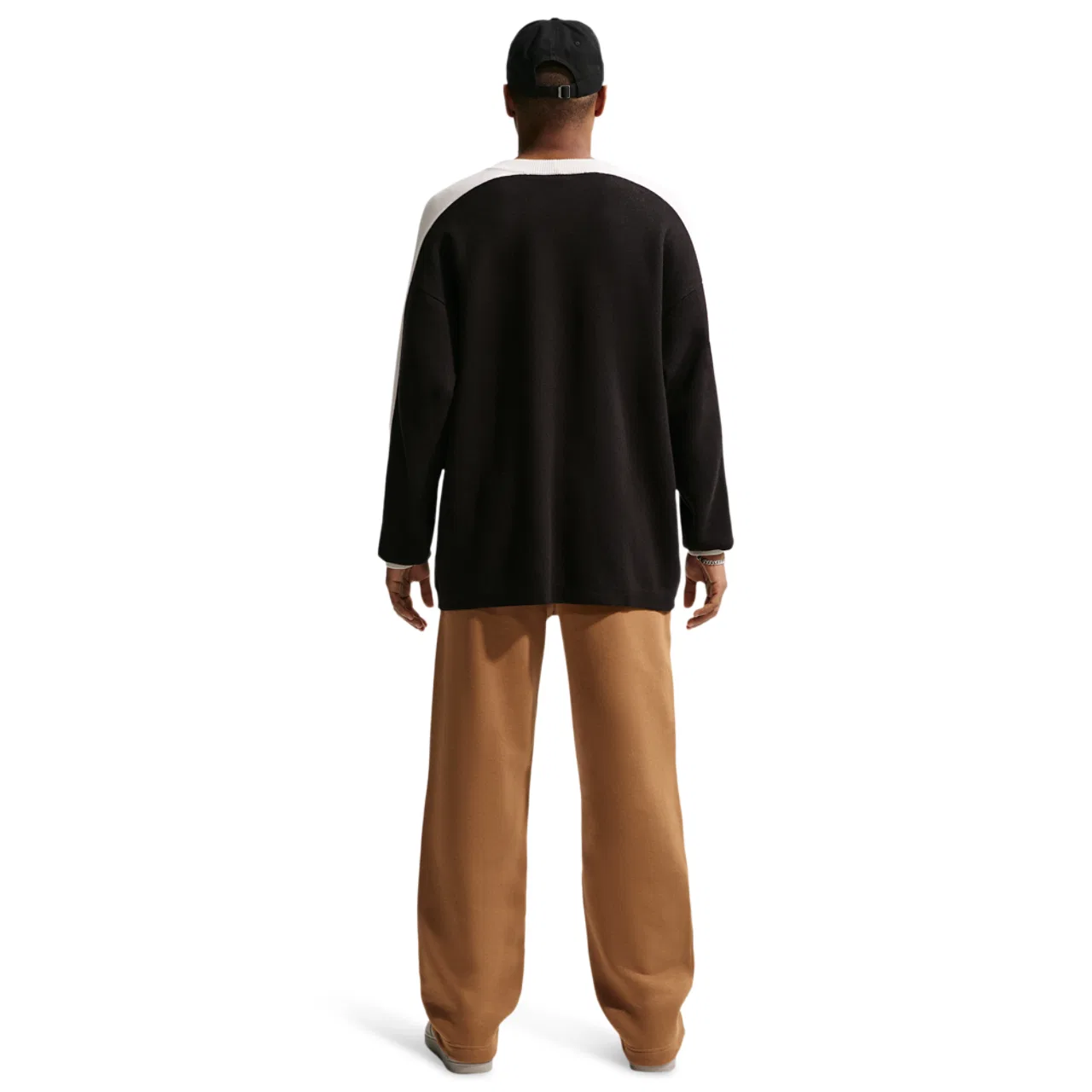 Мужские брюки Club Open Hem Nike, цвет Ale Brown/Ale Brown/White — фото 4