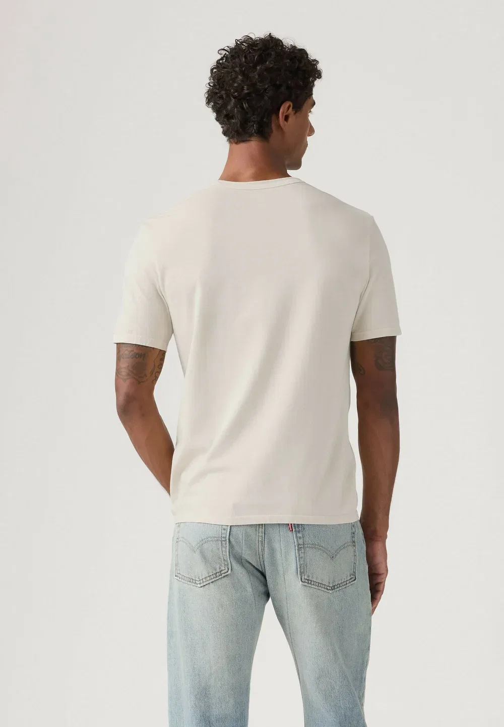Оригинальная футболка, окрашенная в цвет бордо - базовая футболка Levi'S, Garment Dye Dark Slate - Neutrals - — фото 2