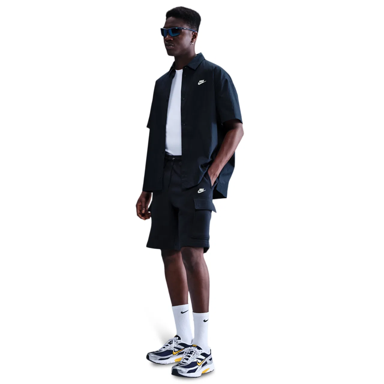 Мужские шорты Club Cargo Nike, цвет White/Obsidian — фото 4