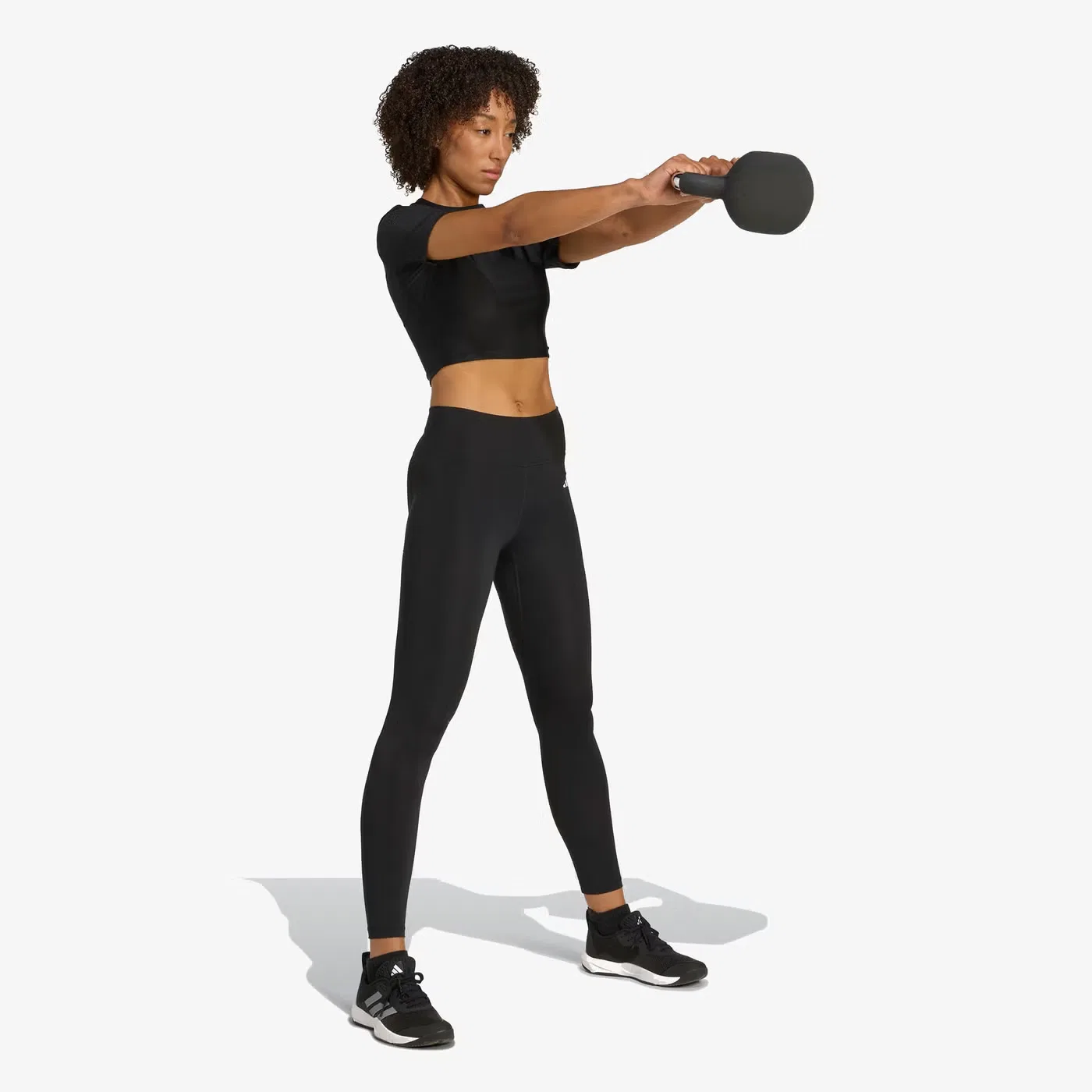 Футболка укороченная с блеском Workout Essentials Adidas, черный — фото 4