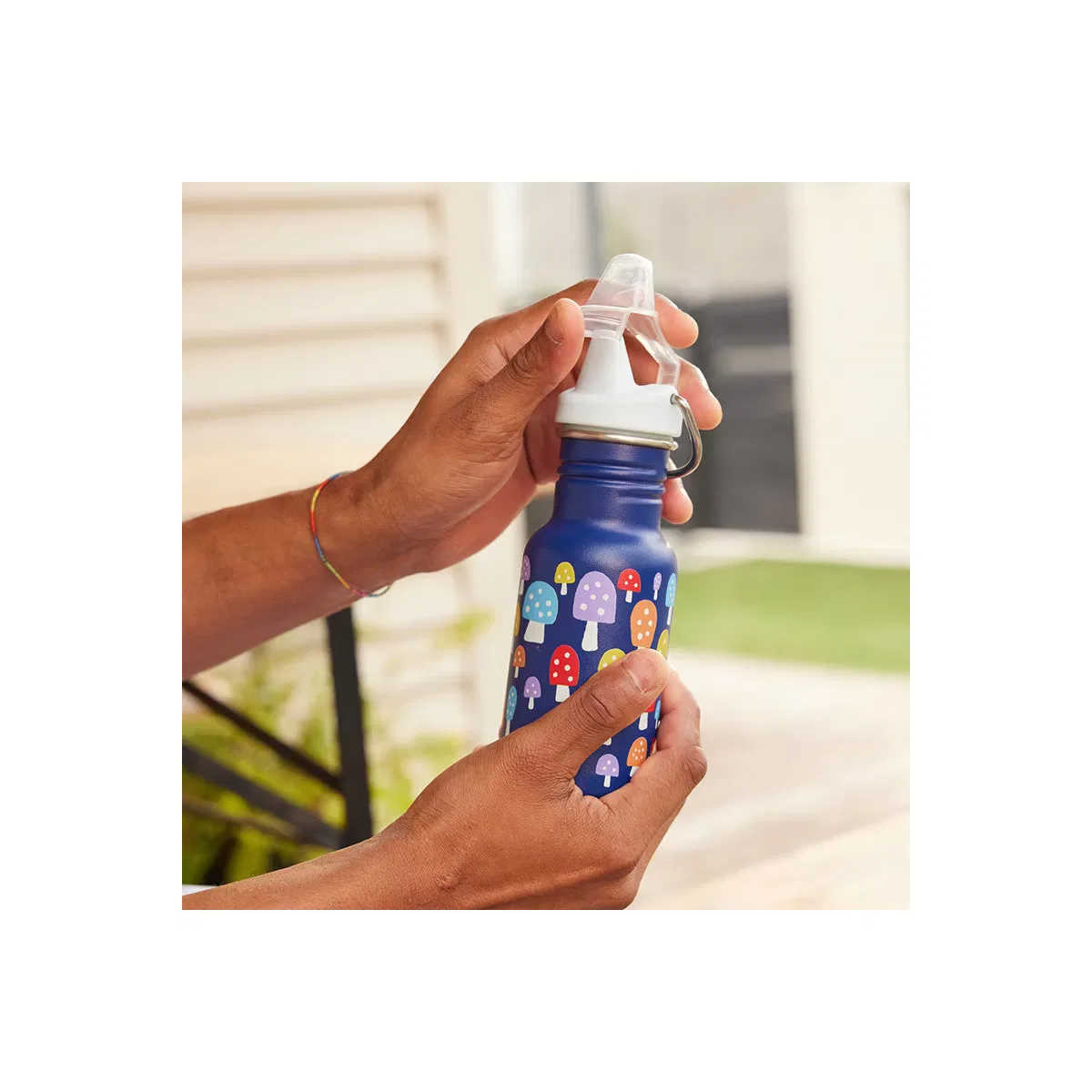 Детская бутылка для воды 355 мл с трубочкой и защитой от проливания Klean Kanteen Kid Classic Narrow, Cars — фото 3