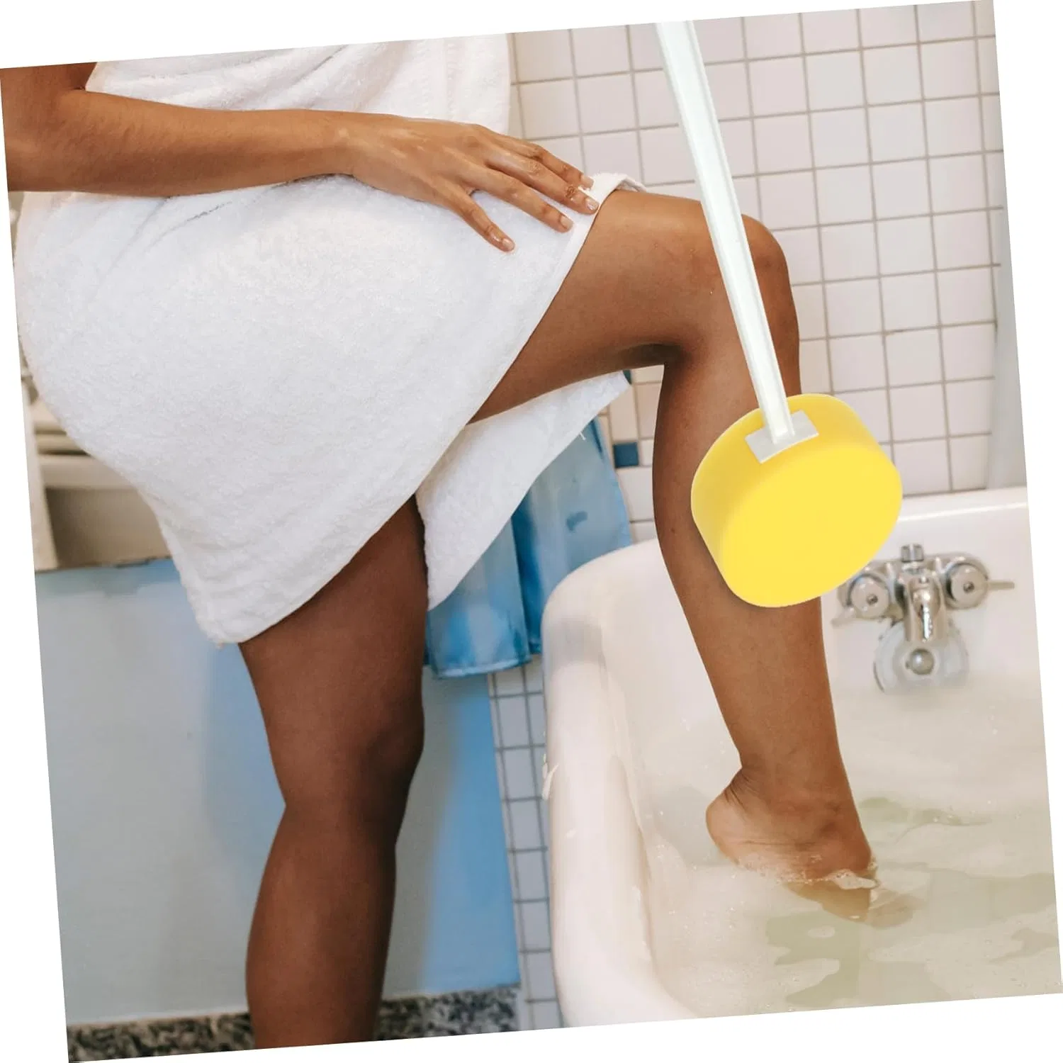 Губка для ванны с длинной ручкой Healeved, 57x12 см, Yellow — фото 4