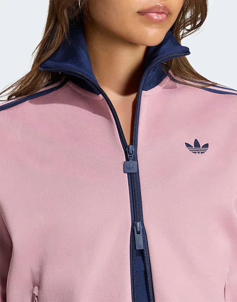Спортивная куртка Adidas Originals Classic в цвете волшебный сиреневый/ночной индиго — фото 3
