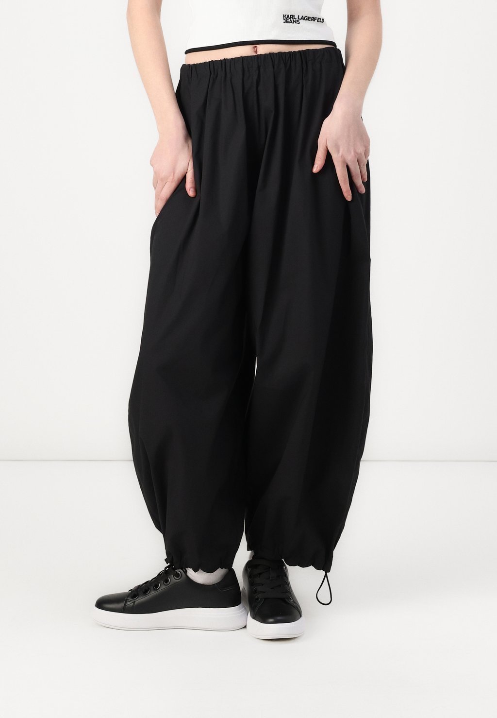 

Брюки ROGER PANTALONE Pinko, черный