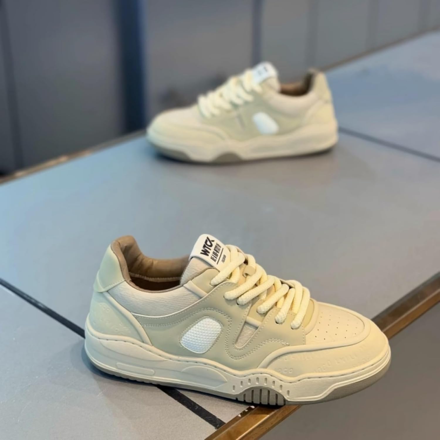 Мужские кроссовки Comfort Fashion на шнуровке с толстой подошвой - амортизирующая промежуточная подошва, верх из сетки и замши, усиленный носок - дышащий дизайн для всех сезонов для скейтбординга, уличного спорта и повседневной носки Kpdwfms, бе... — фото 3
