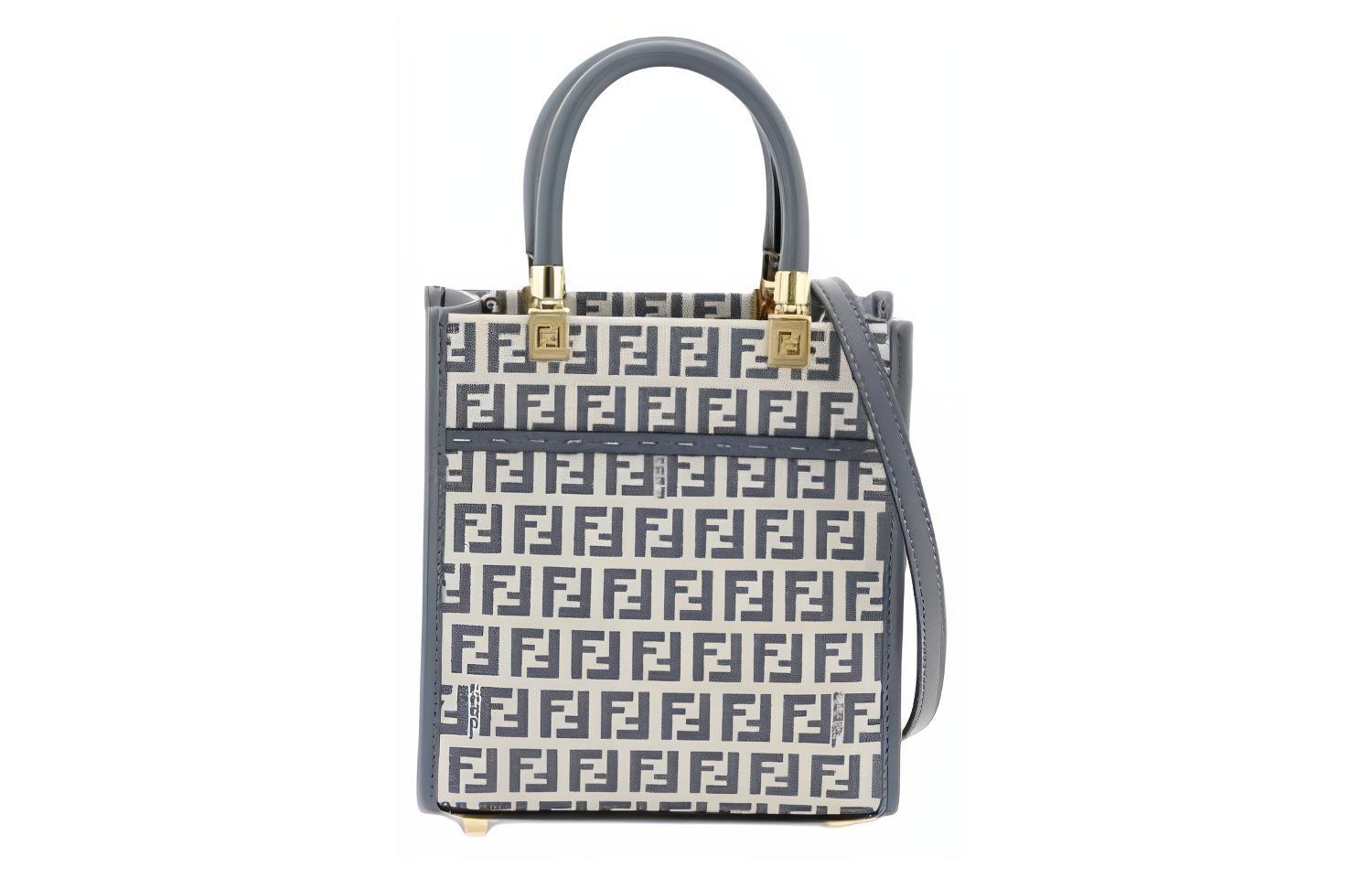 

Кожаная с канвой и телячьей кожей наплечная сумка, через плечо, женская голубая FENDI