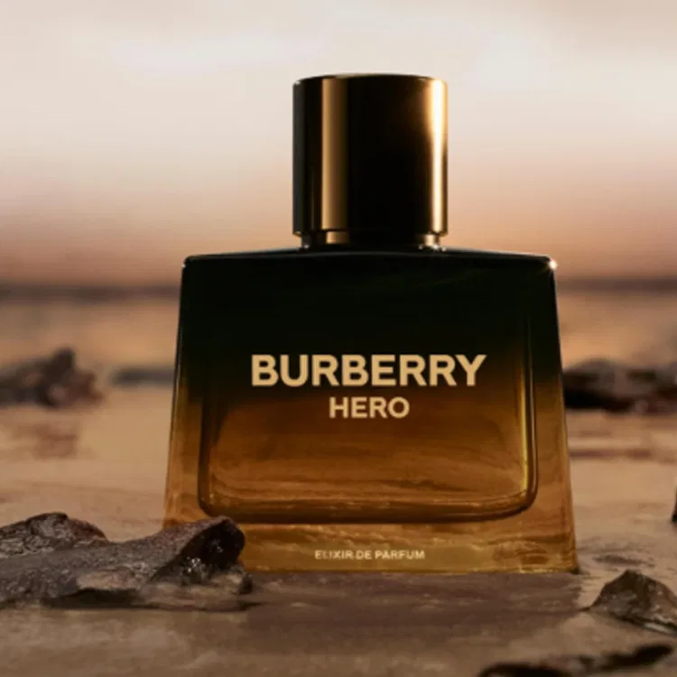Мужской парфюм Hero Essence Aroma Woody Eau De Parfum 60 мл Burberry — фото 3