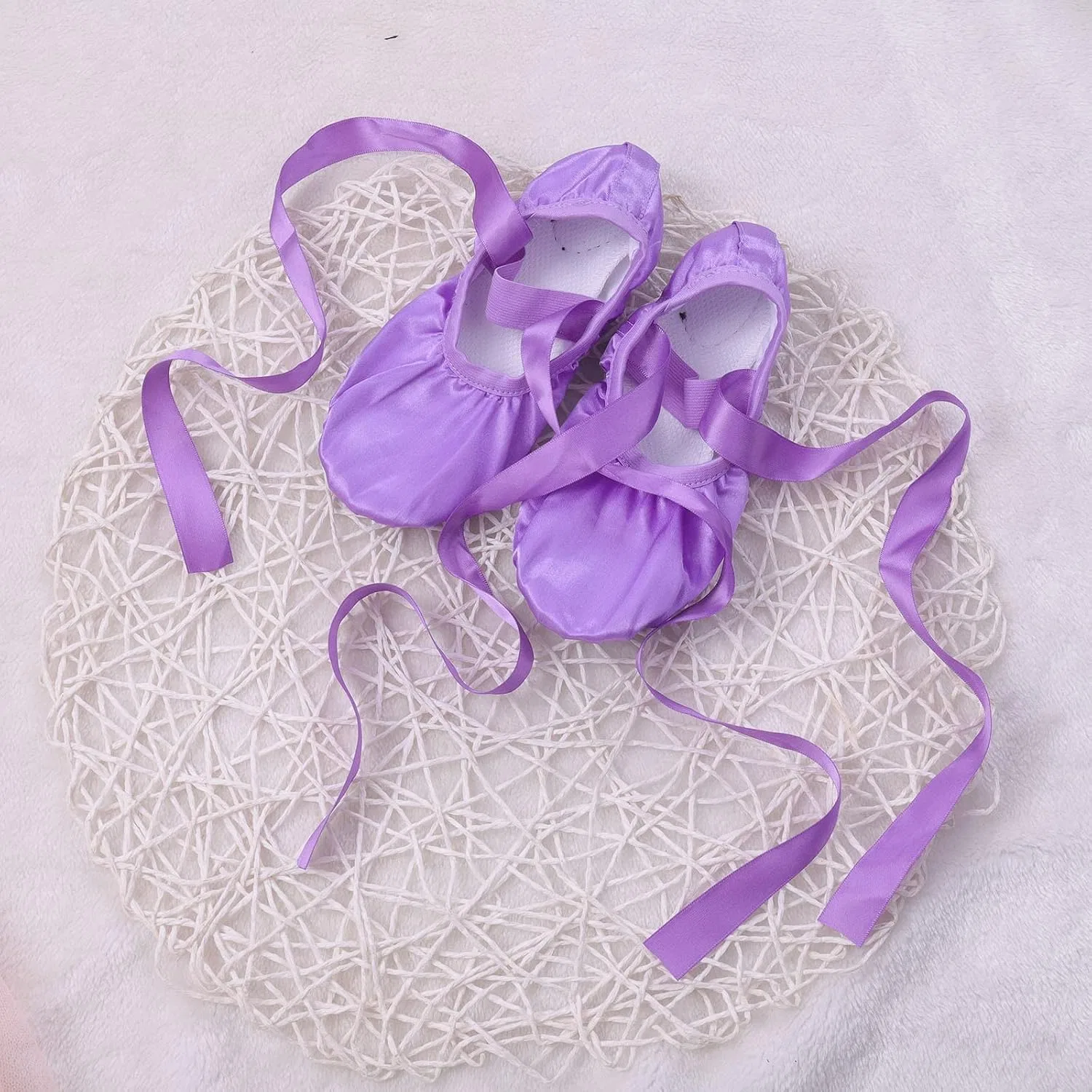 Детские балетки для девочек с атласными лентами, модель Ballet Shoes for Girls, бренд, Purple — фото 2