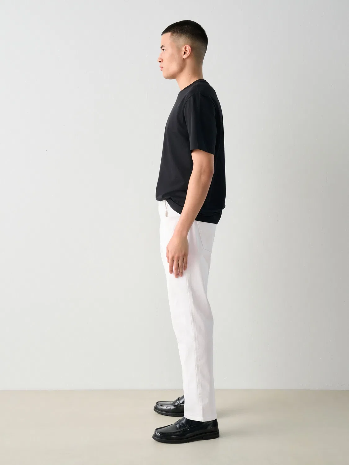 Джинсы Slim Fit Essential Stretch Next, белый — фото 4