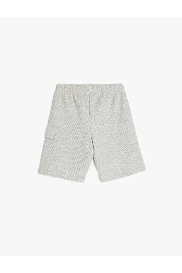 Детские шорты для мальчиков с эластичным поясом Ribbed basic shorts with elastic waist, flap pocket detail Koton, Gray — фото 2