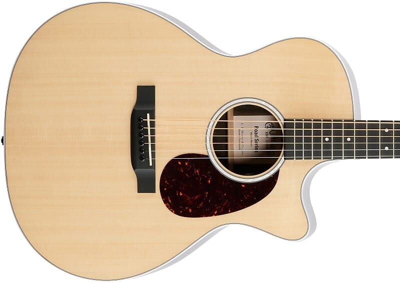 

2022 К.Ф. Martin GPC-13E Grand Performance Зирикоте GPC-13E Grand Performance Acoustic-Electric Guitar Natural