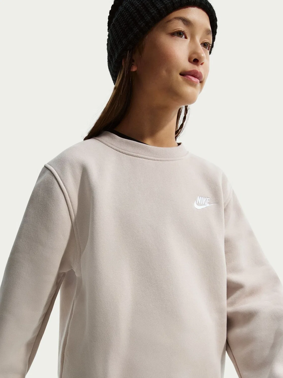 Свитшот Nike Club Fleece, нейтральный — фото 4