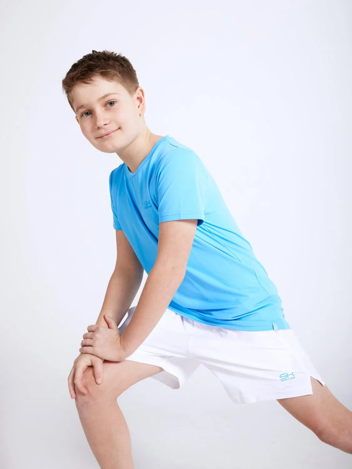 Спортивные шорты Sportkind Regular Workout Pants Shorts regular белого цвета — фото 4