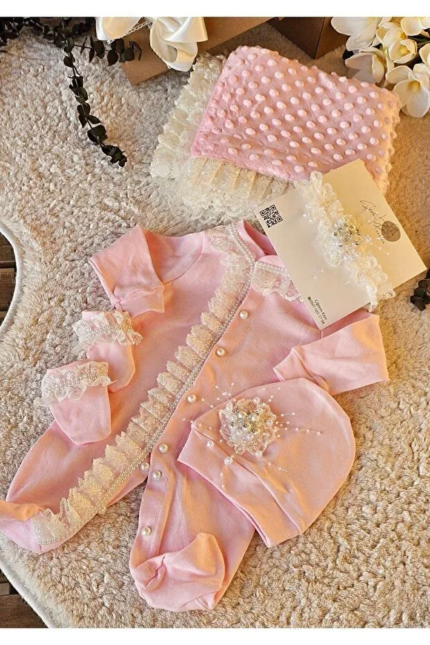 Детский комбинезон для новорожденных с жемчужными деталями Çiğdem Kaya Design, Pink — фото 2