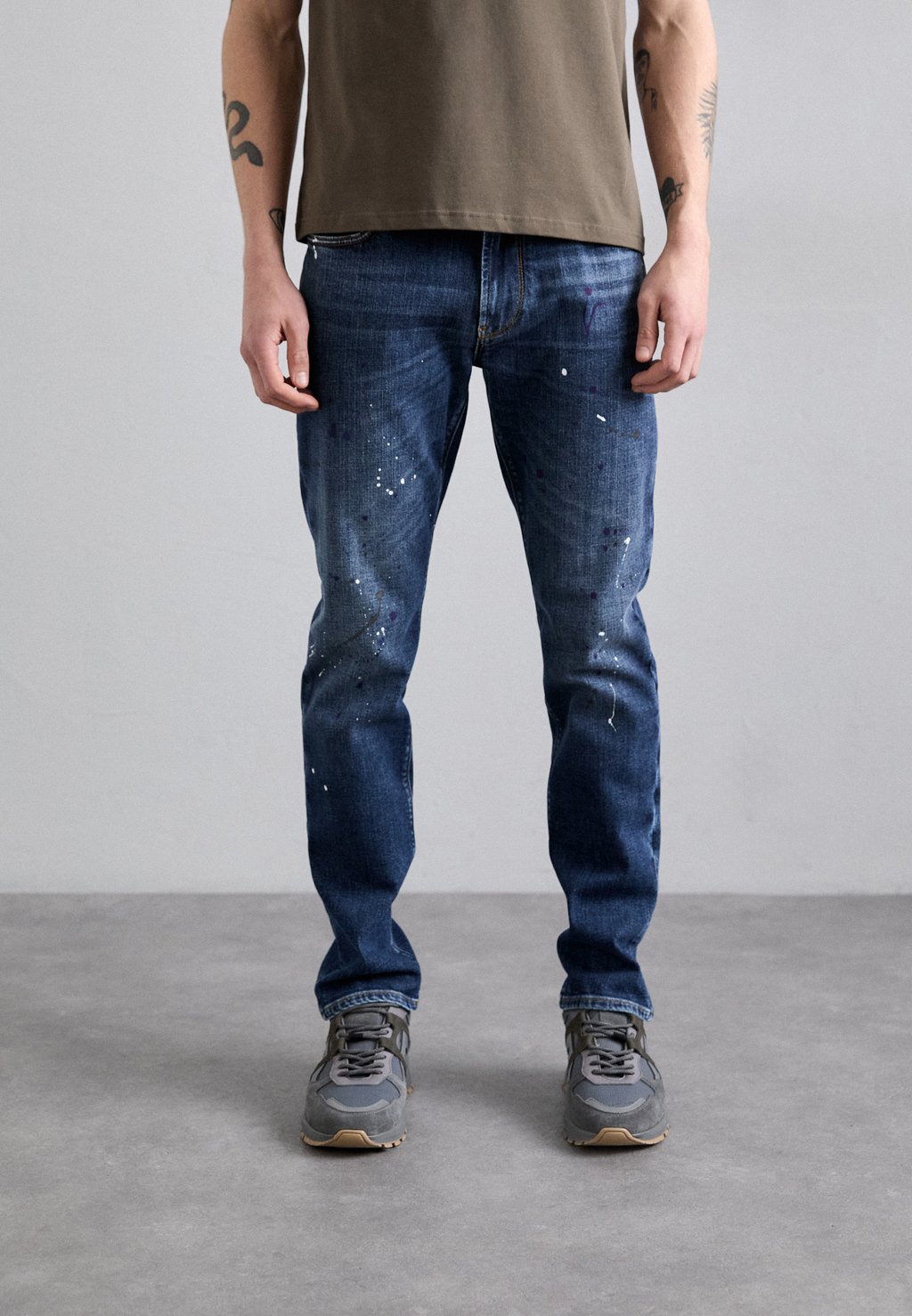 

Джинсы облегающего кроя 5 POCKETS PANT Emporio Armani, деним