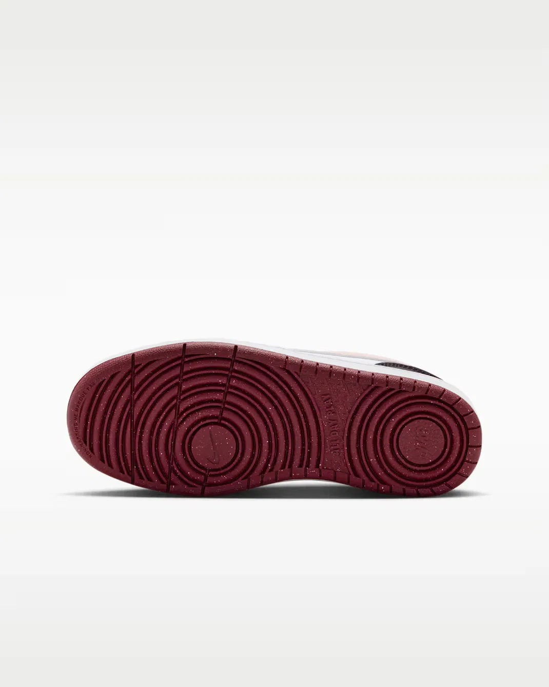 Кроссовки для детей постарше Nike Court Borough Low SE, White/Burgundy Ash/Team Crimson/Silt Red — фото 2