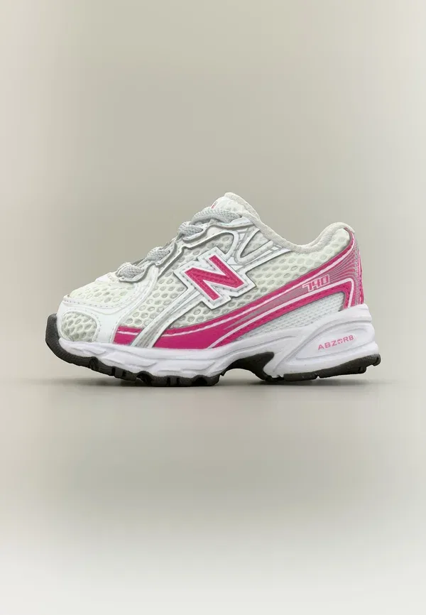 Кроссовки дышащие New Balance, белый/розовый