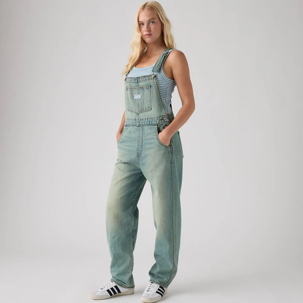 Винтажный джинсовый комбинезон Levi's, Time To Dust Ovrall - Medium Wash