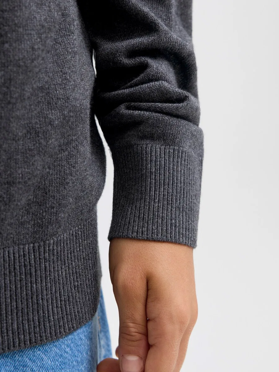 Детский свитер Jack & Jones Junior 'JJEEmil' темно-серого цвета — фото 2