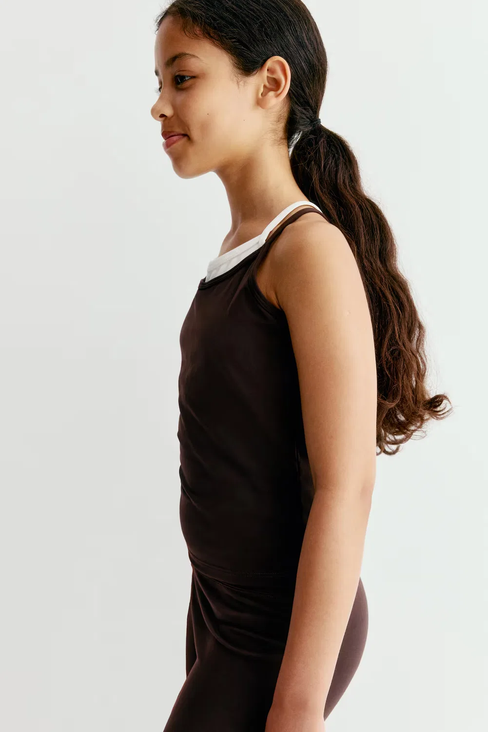 Спортивная майка с мягкой подкладкой H&M, Dunkelbraun — фото 4