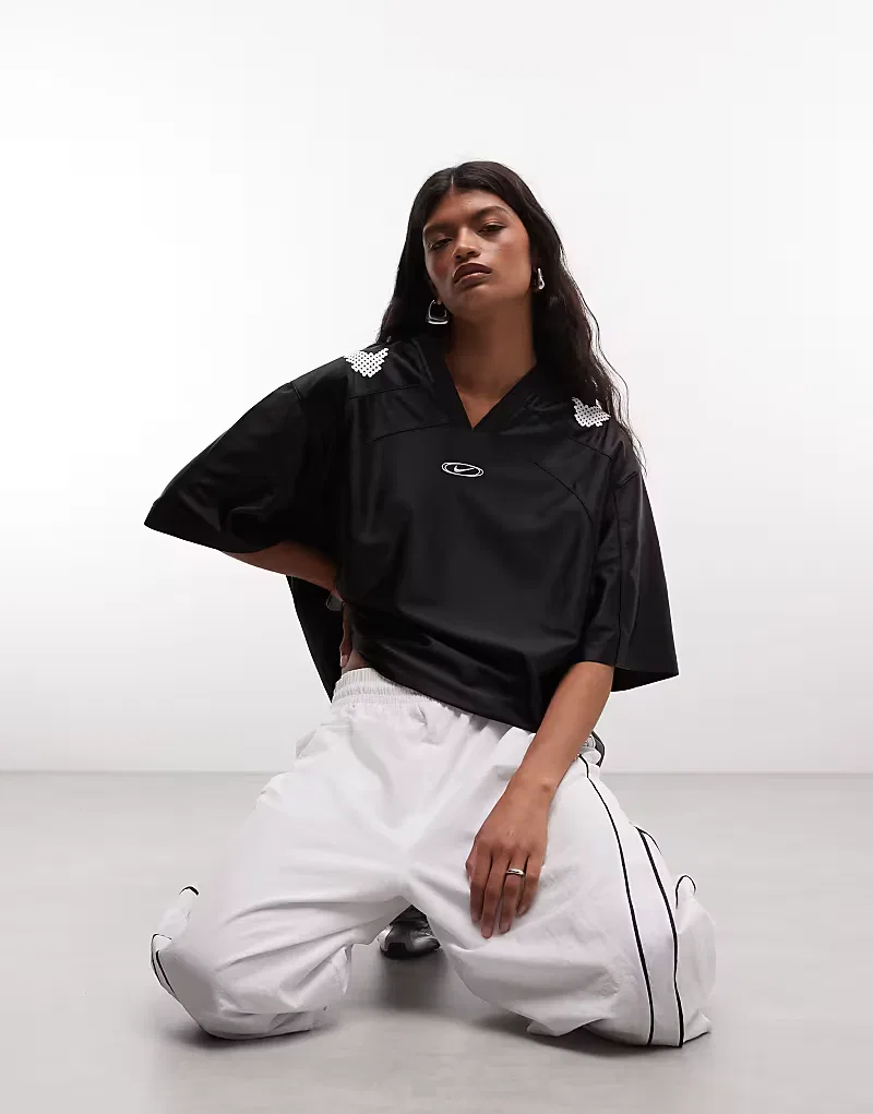 Футболка Nike Street в черно-белом цвете