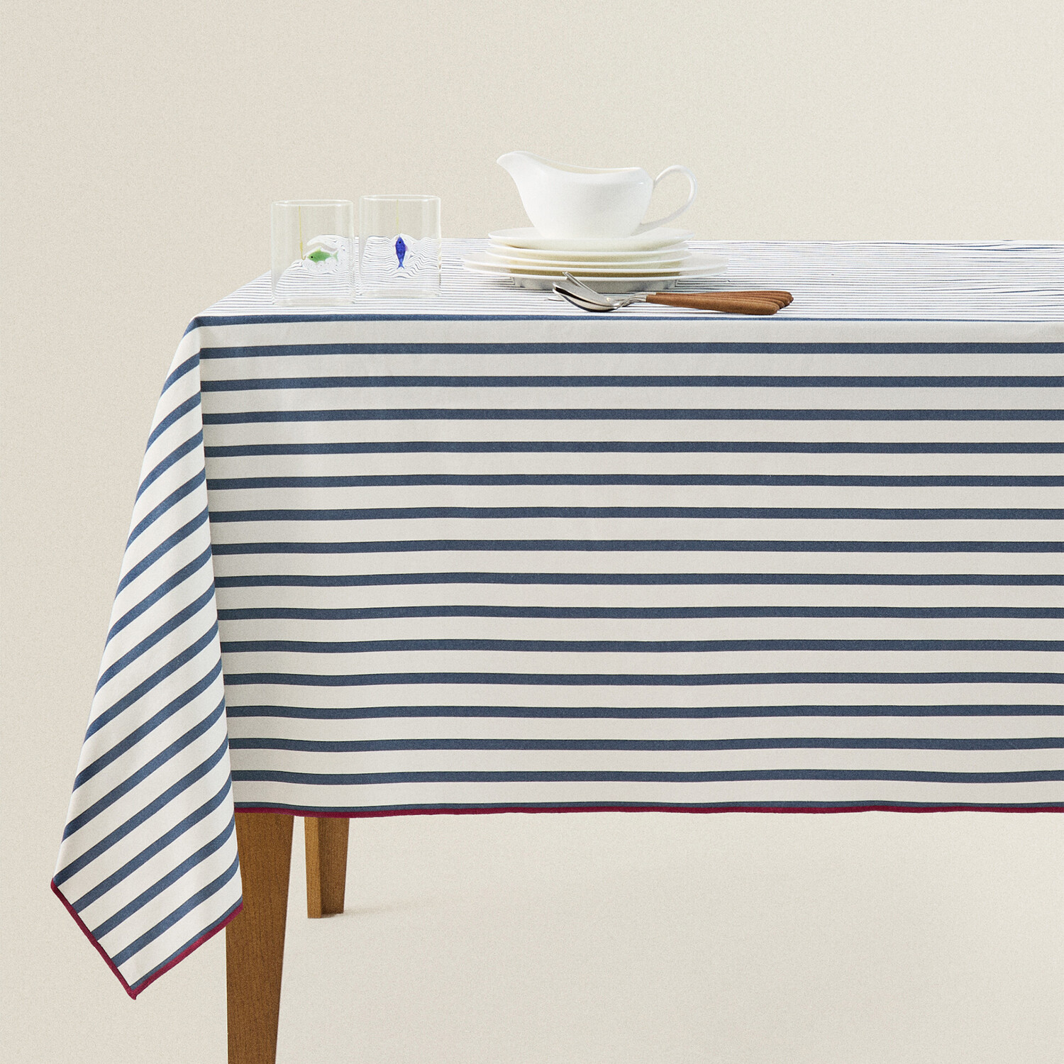 

Скатерть Zara Home Overlock Striped, белый/синий