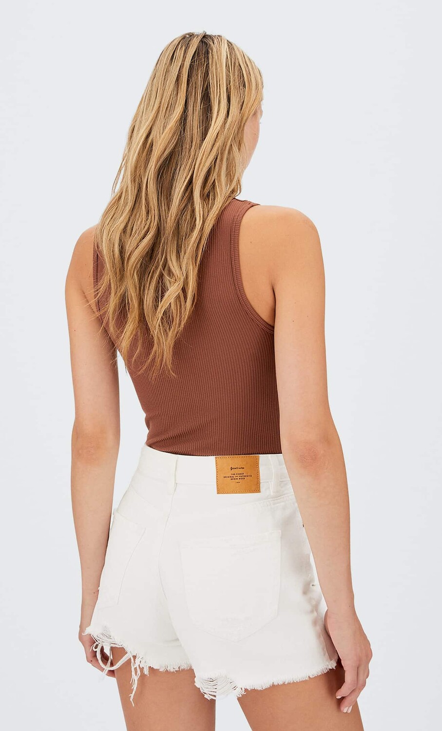 

Рваные джинсовые шорты Stradivarius