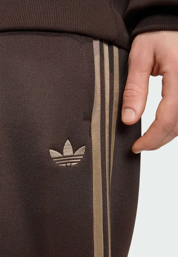 Штаны спортивные Adidas adicolor spacer baggy track pant tracksuit bottoms Adidas Originals, кофейный — фото 3